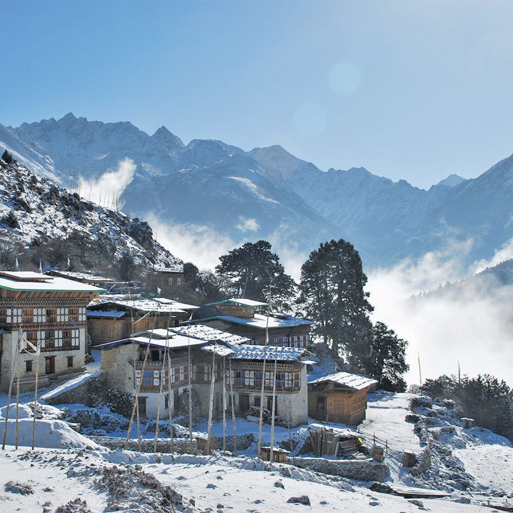  Day 22: Tshochenchen to Dur – Drive to Bumthang (2,600m)